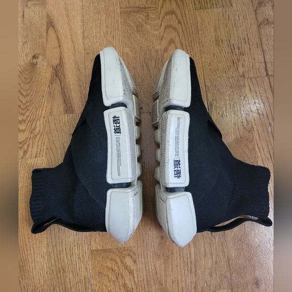 Li-Ning Essence 2 W's shoe - Picture 4 of 5